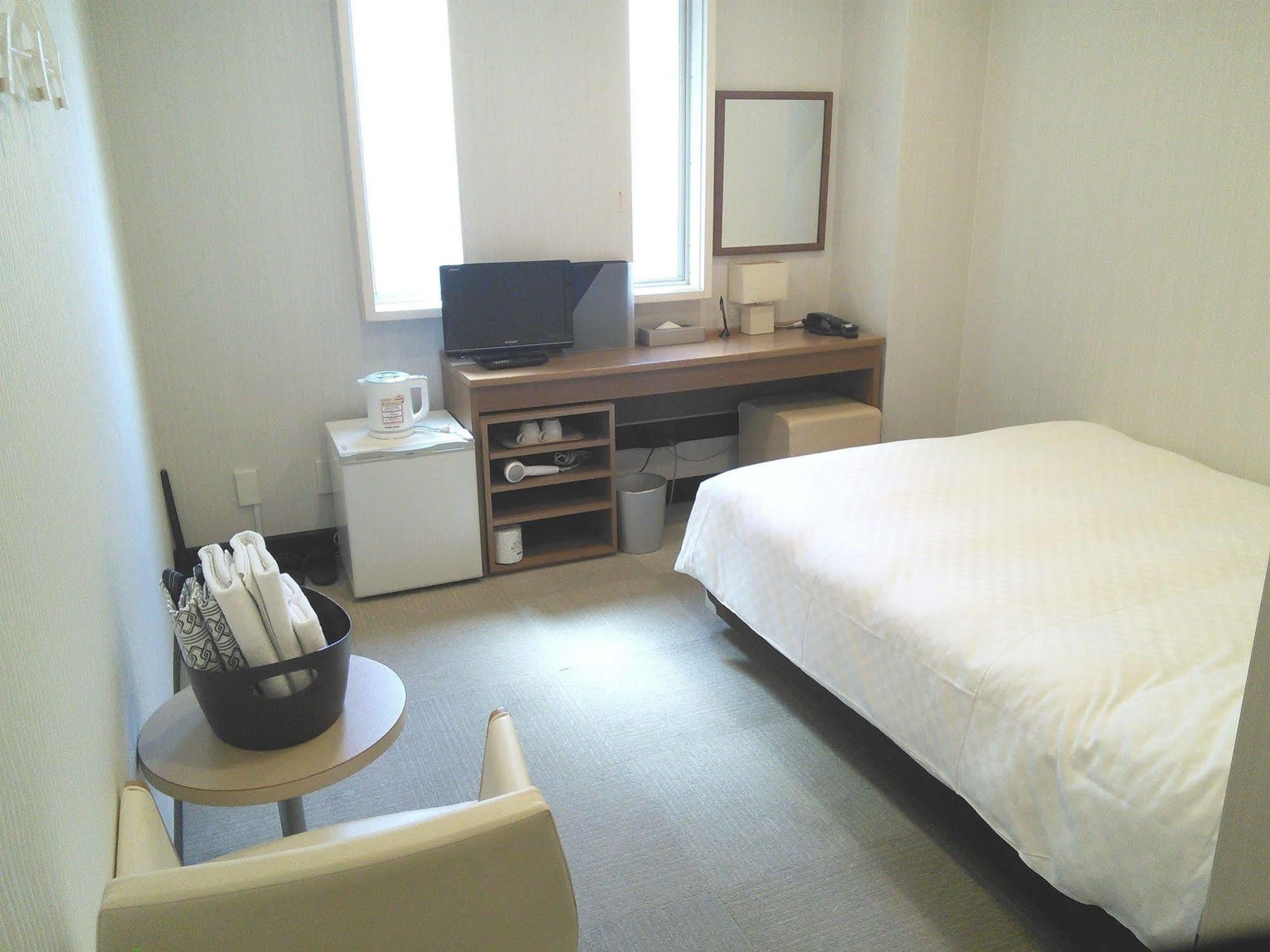 Hotel Lotus Umeda -Adult Only Осака Экстерьер фото